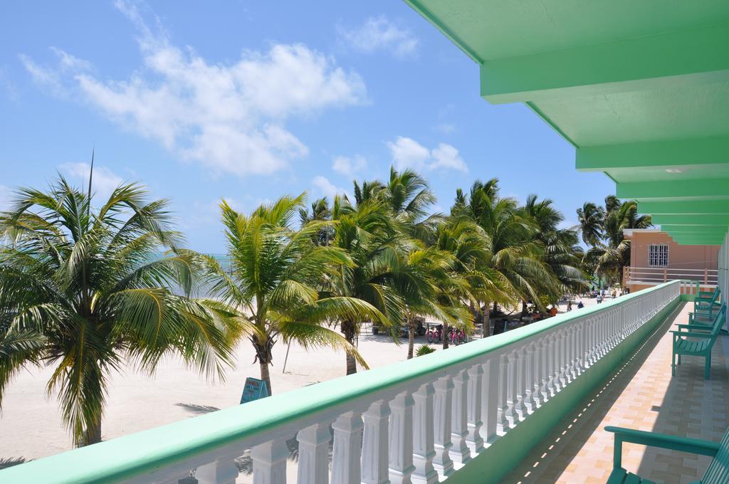 Rainbow Hotel Caye Caulker Exterior foto